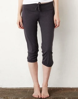Women's Capri Scrunch Pant